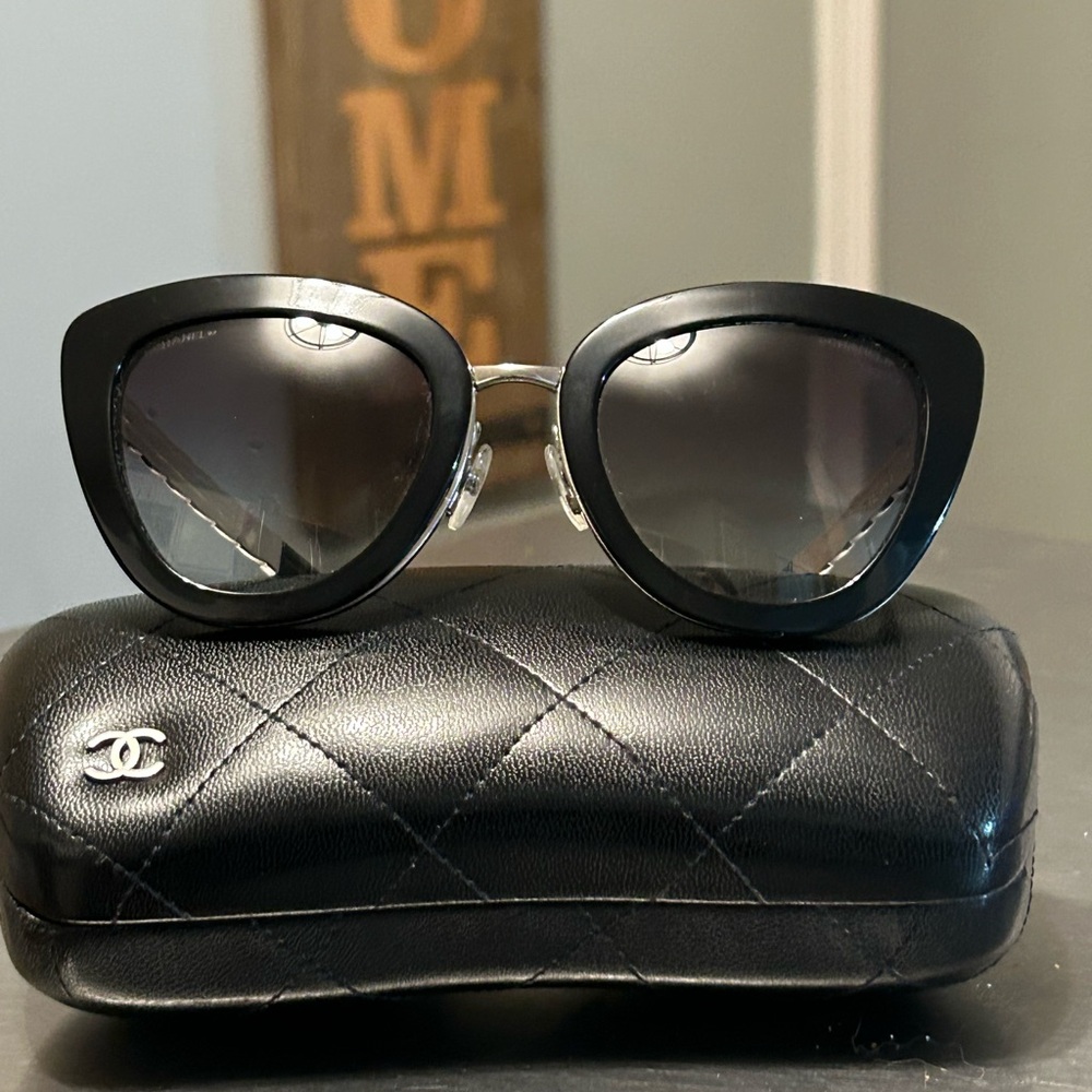 AUTHENTIC CHANEL Black Cat-Eye Sunglasses